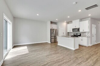 106 Telford Dr in Greenville, SC - Building Photo - Building Photo