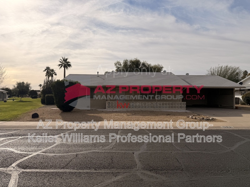 10831 W Deanne Dr in Sun City, AZ - Building Photo