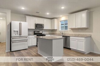 7328 Littlefoot Ln in San Antonio, TX - Building Photo - Building Photo