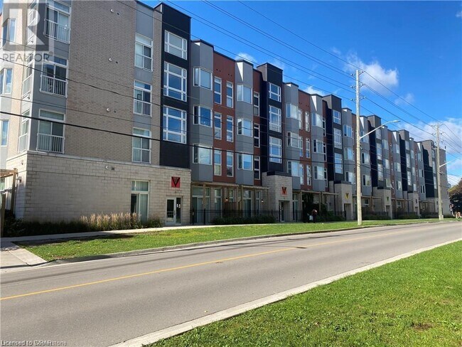 property at 253 Albert St