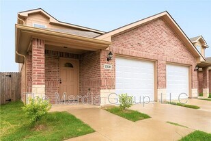2347 Bloomfield Dr in Arlington, TX - Building Photo