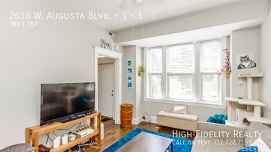2616 W Augusta Blvd in Chicago, IL - Building Photo - Building Photo