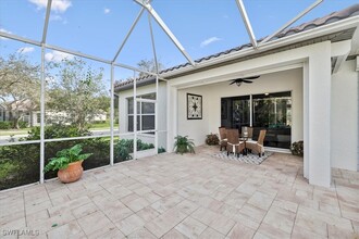 366 Harvard Ln in Naples, FL - Building Photo - Building Photo