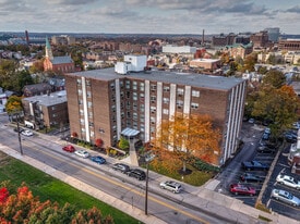 310 Oak in Cincinnati, OH - Building Photo