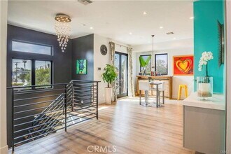 700 S Broadway in Redondo Beach, CA - Building Photo - Building Photo