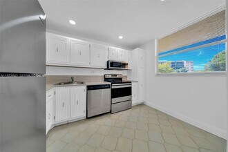 3801 Environ Blvd in Lauderhill, FL - Building Photo - Building Photo