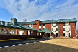 Autumn House Senior Housing in Midwest City, OK - Building Photo - Building Photo