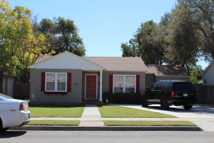 2811 26th St in Lubbock, TX - Foto de edificio