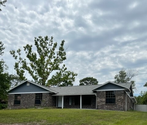 property at 213 Stoneridge Ct
