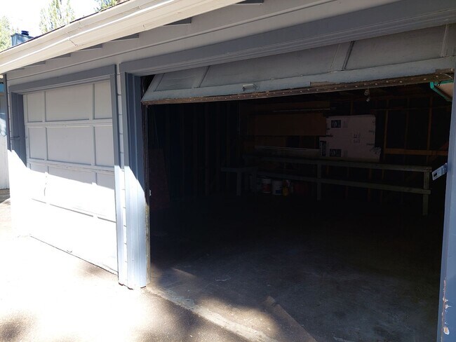 property at 2211 Jean Ave