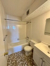 1400 Millersport Hwy, Unit 323 in Williamsville, NY - Building Photo - Building Photo