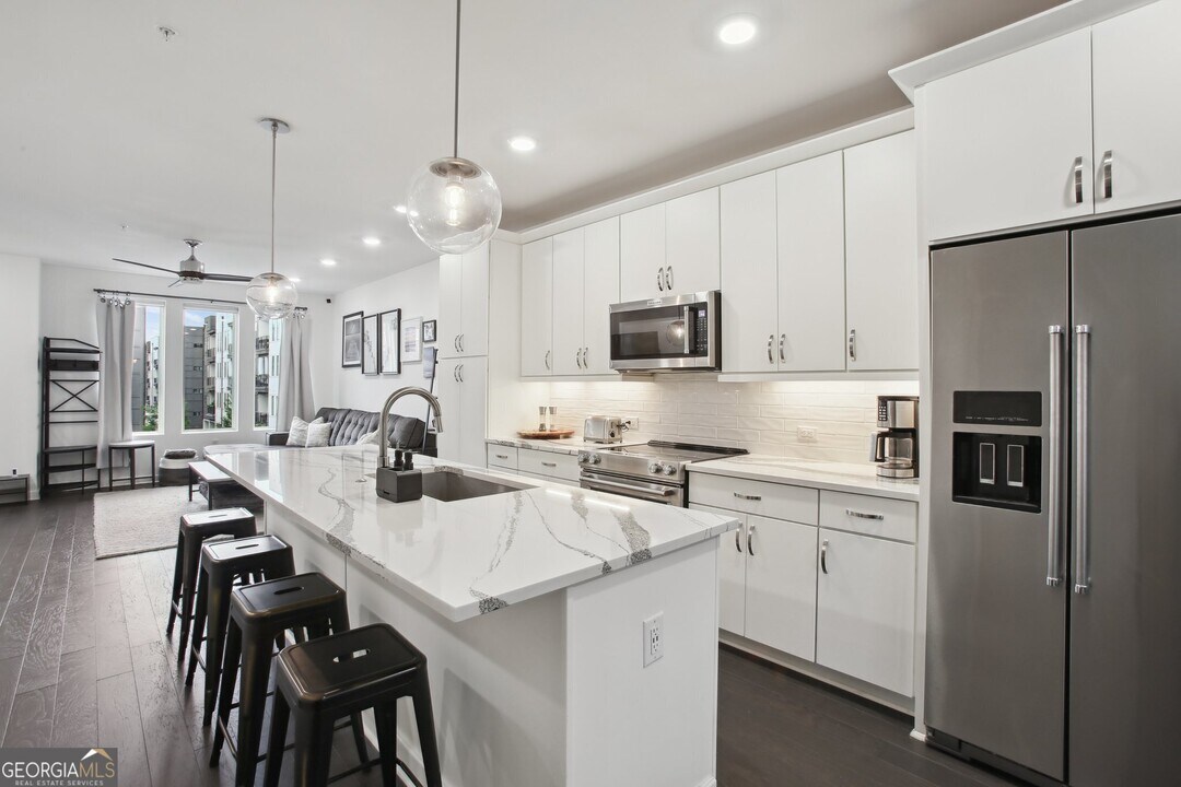 1050 Stacks Ave SE in Atlanta, GA - Building Photo