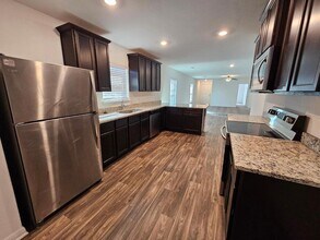 17904 Speculator Ln in Elgin, TX - Building Photo - Building Photo