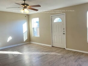 218 Edmundson Ct in Arlington, TX - Foto de edificio - Building Photo