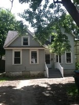 42 1/2 Alexander St, Unit 1 in Rochester, NY - Building Photo