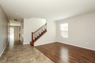 12035 W Leather Ln in Peoria, AZ - Building Photo - Building Photo