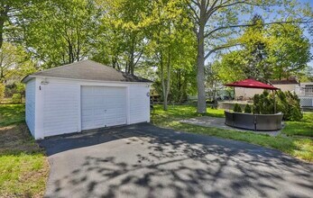 124 Haverhill St, Unit 1BR Methuen in Methuen, MA - Foto de edificio - Building Photo