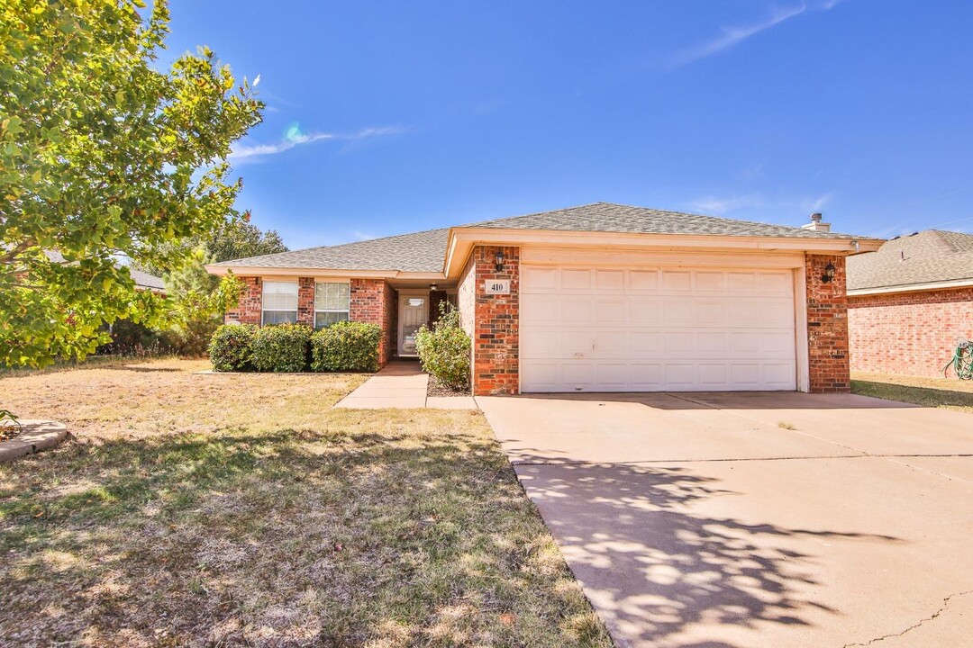 410 Prentiss Ave in Lubbock, TX - Foto de edificio