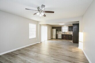 11435 Arches Dr in Indianapolis, IN - Building Photo - Building Photo