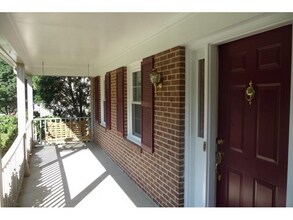 4269 Berwick Pl in Woodbridge, VA - Foto de edificio - Building Photo