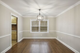 5127 Stratmor Ct in Stone Mountain, GA - Foto de edificio - Building Photo