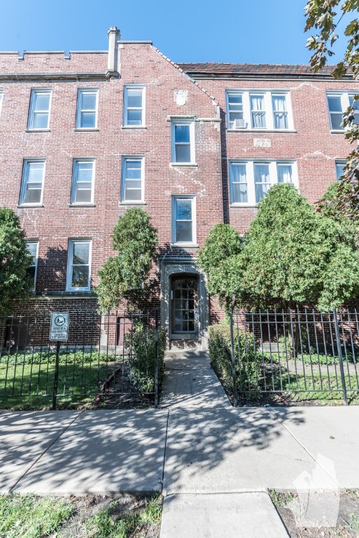 property at 3000 N Whipple St