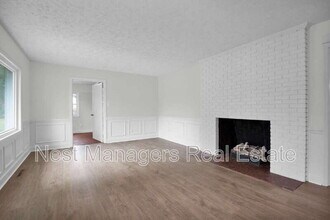 301 Fairfield Rd in Fayetteville, NC - Building Photo - Building Photo