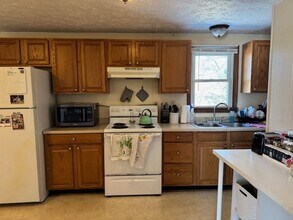 223 Hanna Ln-Unit -Main Level in Lexington, VA - Building Photo - Building Photo
