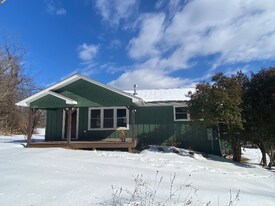 1732 Castleman Rd in Berryville, VA - Building Photo