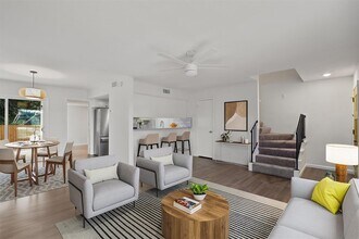 1304 Fairbanks Dr in Austin, TX - Building Photo - Building Photo