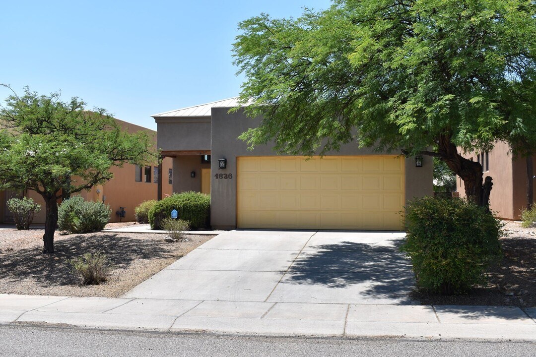 1836 Knowlton St in Sierra Vista, AZ - Building Photo