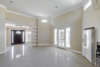 5508 Wilbur Ave in Los Angeles, CA - Building Photo - Building Photo