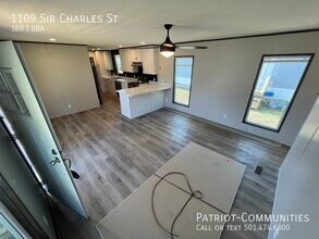 1109 Sir Charles St in Jacksonville, AR - Building Photo - Building Photo
