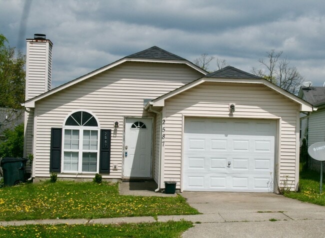property at 2587 Woodhill Dr