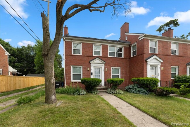 property at 3455 Santa Maria St