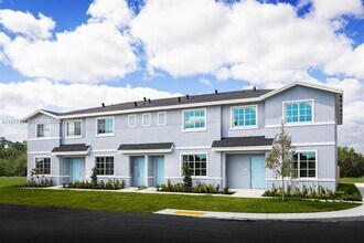 1040 NW 5th Terrace in Florida City, FL - Building Photo - Building Photo