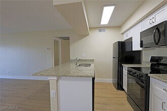5311 Summerlin Rd in Ft. Myers, FL - Building Photo - Building Photo