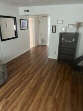 2020 Continental Ave in Tallahassee, FL - Building Photo - Building Photo