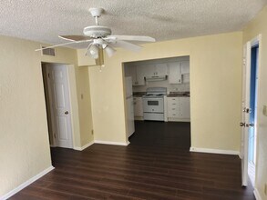 1564 W 14th St, Unit 1 in Jacksonville, FL - Building Photo - Building Photo