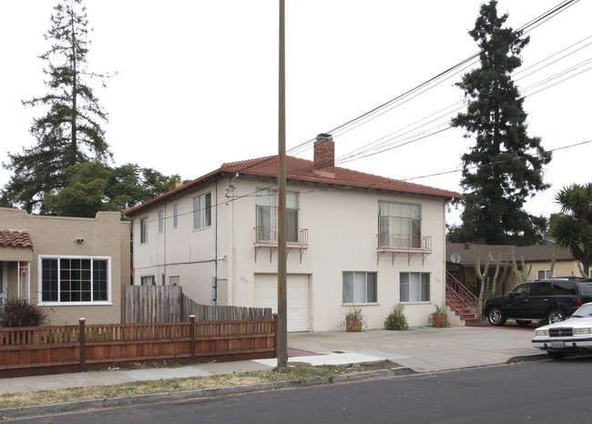 226-228 Harrison Ave in Redwood City, CA - Foto de edificio - Building Photo