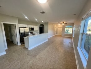 12219 De Moya Dr in Ft. Myers, FL - Foto de edificio - Building Photo