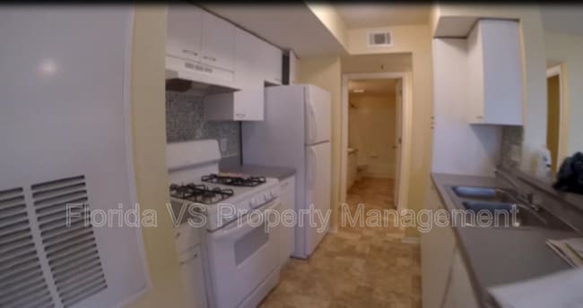 1615 Columbia Arms Cir in Kissimmee, FL - Building Photo - Building Photo
