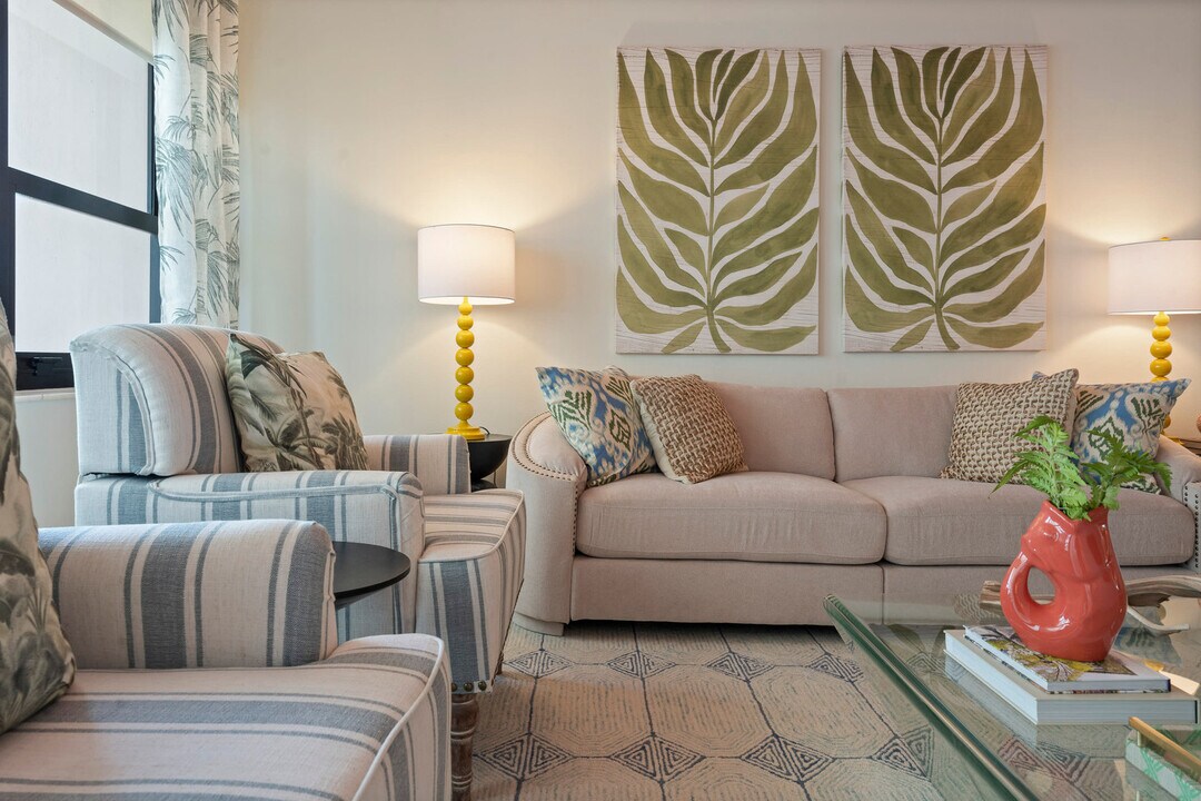 5225 Collins Ave-Unit -FL7-ID1044537P in Miami Beach, FL - Building Photo