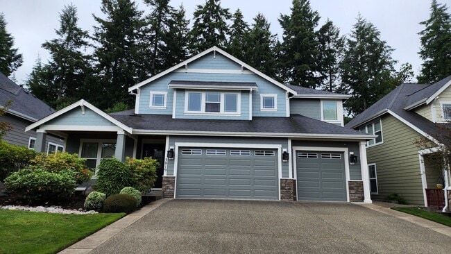 property at 3819 Cameron Dr NE