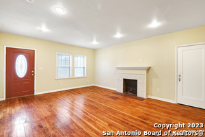 255 Natalen Ave in San Antonio, TX - Building Photo - Building Photo