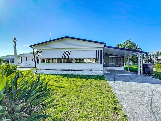 property at 140 Orangewood Dr