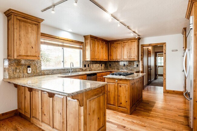 5236 Heather Ln in Park City, UT - Building Photo - Building Photo