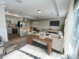 The Residences of Skye in Derry, NH - Building Photo