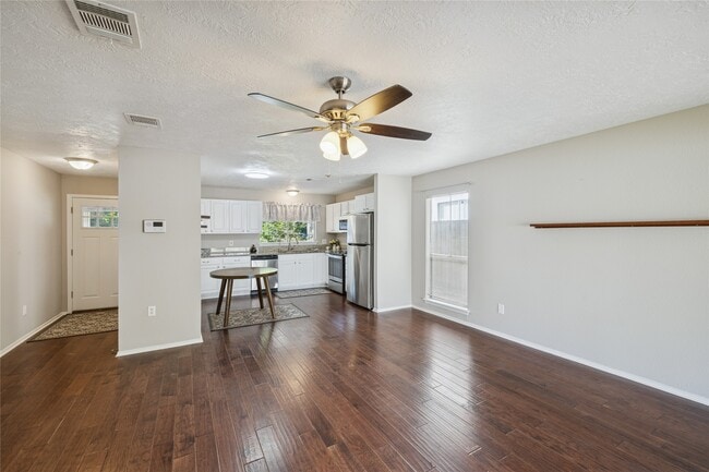 property at 95 Marabou Pl