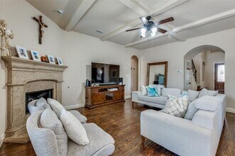 12223 Jackson Creek Dr in Dallas, TX - Building Photo - Building Photo